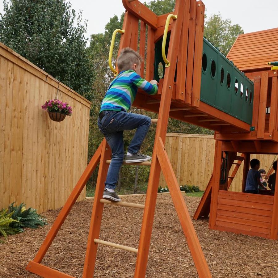 huntington resort wooden swing set