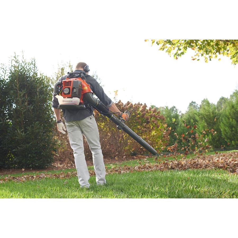 Husqvarna 150bt 50 Cc 2 Cycle 251 Mph 692 Cfm Gas Backpack Leaf Blower In The Gas Backpack Leaf Blowers Department At Lowes Com