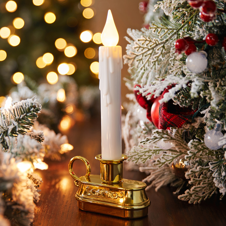 Ge Staybright Led 9 5 In Battery Operated Window Candle Matte Gold In The Christmas Candles Department At Lowes Com