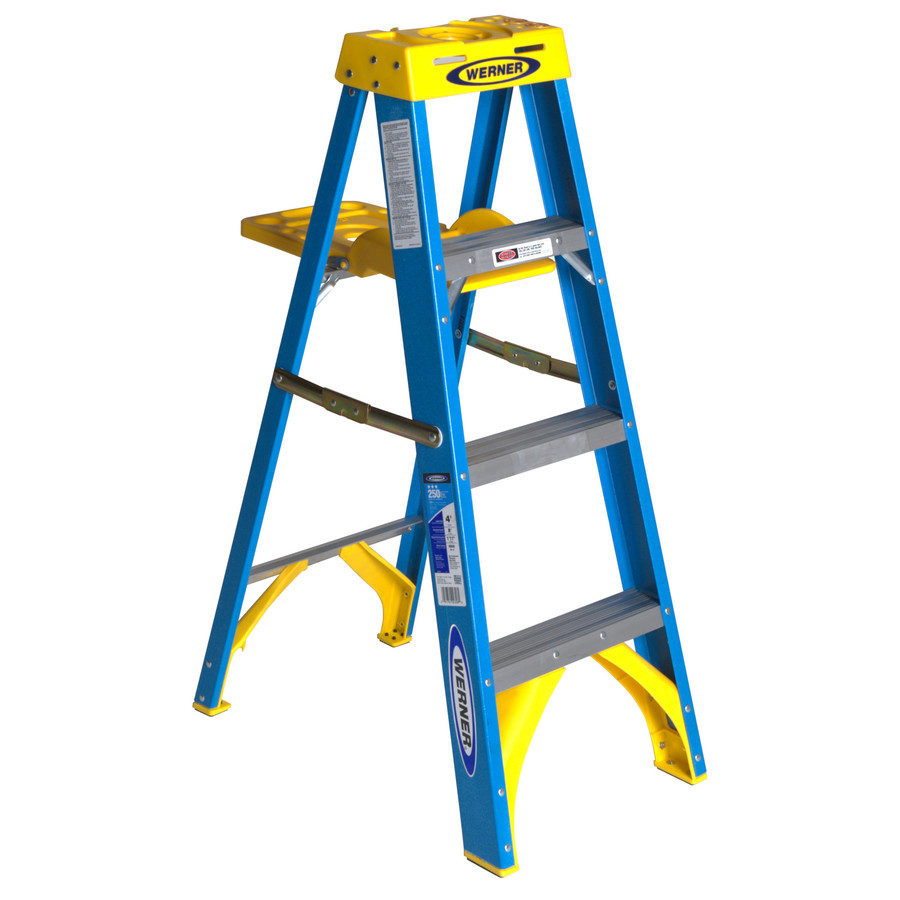 Werner 4 ft Fiberglass 250 lb Type I Step Ladder