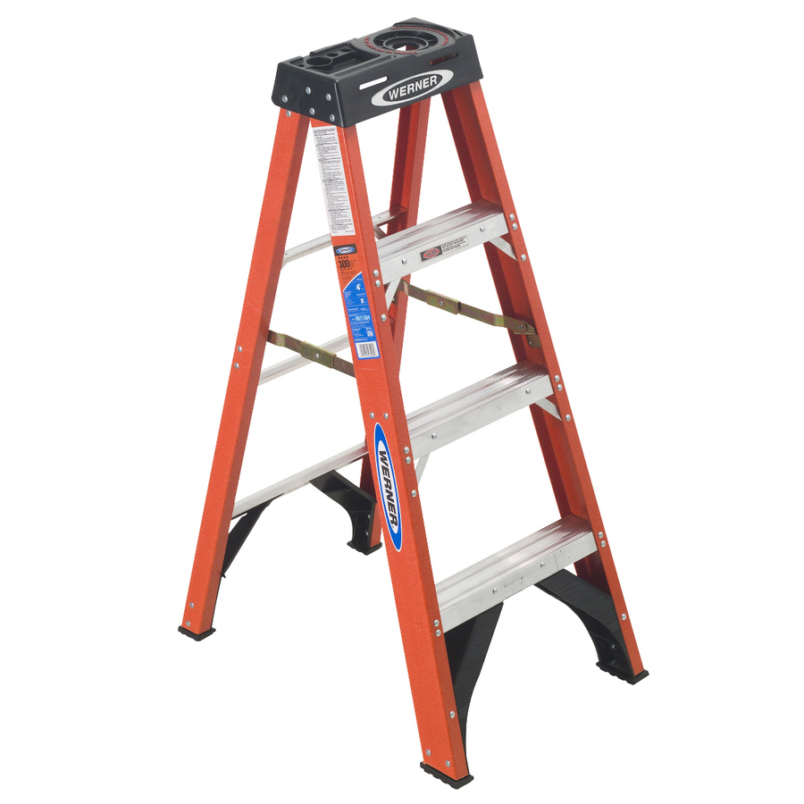 Werner 4 ft Fiberglass 300 lb Type IA Step Ladder