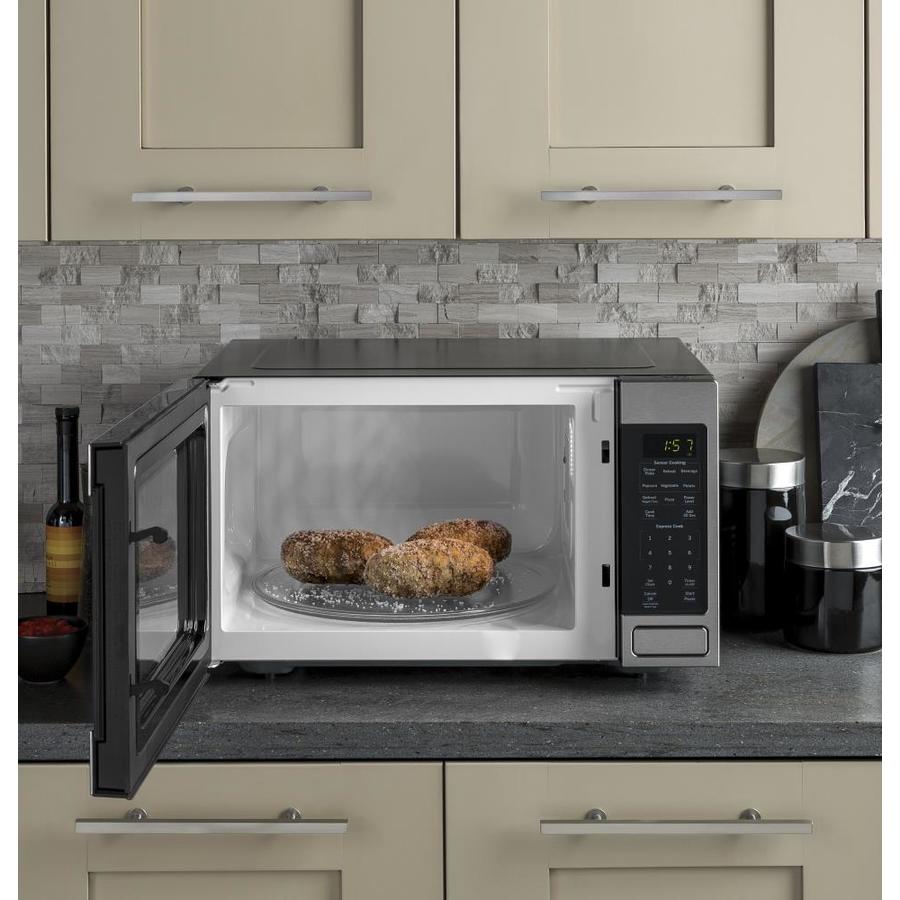 Ge 1 6 Cu Ft 1150 Watt Countertop Microwave Stainless Steel In The Microwaves Department At Lowes Ge 1 6 Cu Ft 1150 Watt Countertop