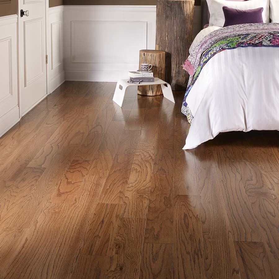 Pergo MAX 4.4-in Gunstock Oak Hardwood Flooring (4.4-sq ft) Pergo MAX 4.4-in Gunstock Oak Hardwood Flooring (4.4-sq ft)